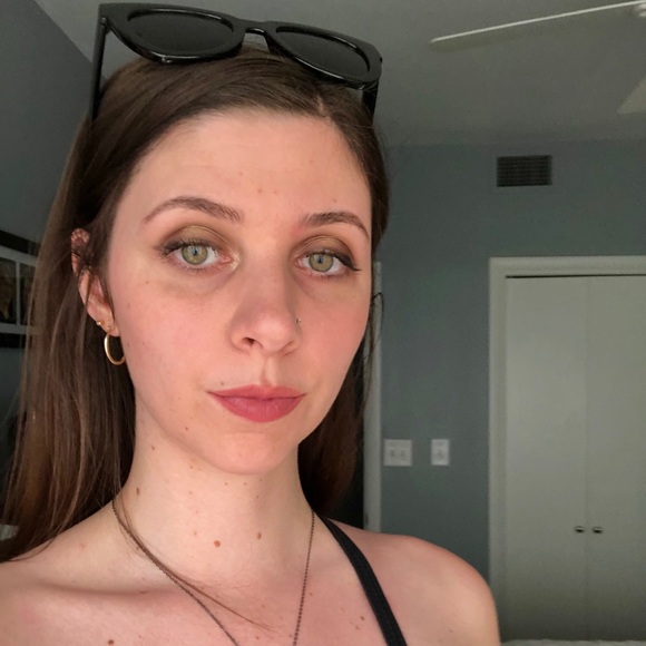 Meet your Posher, Kasey - Picture 1 of 1